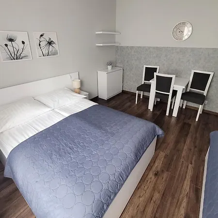 Horyzont Goscinne * 야스타르니아